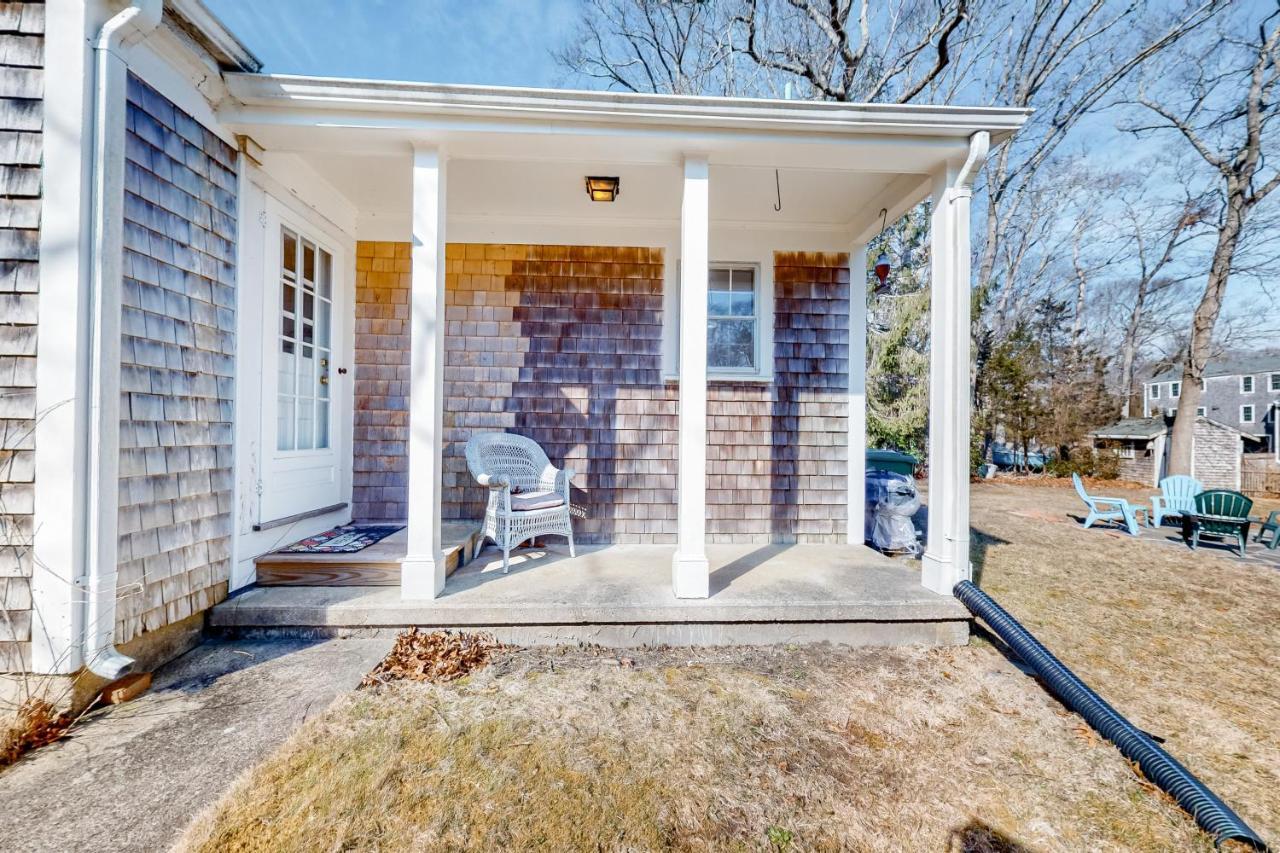 Sea Glass Cottage Sandwich Exterior photo