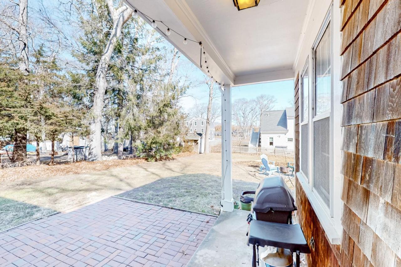 Sea Glass Cottage Sandwich Exterior photo